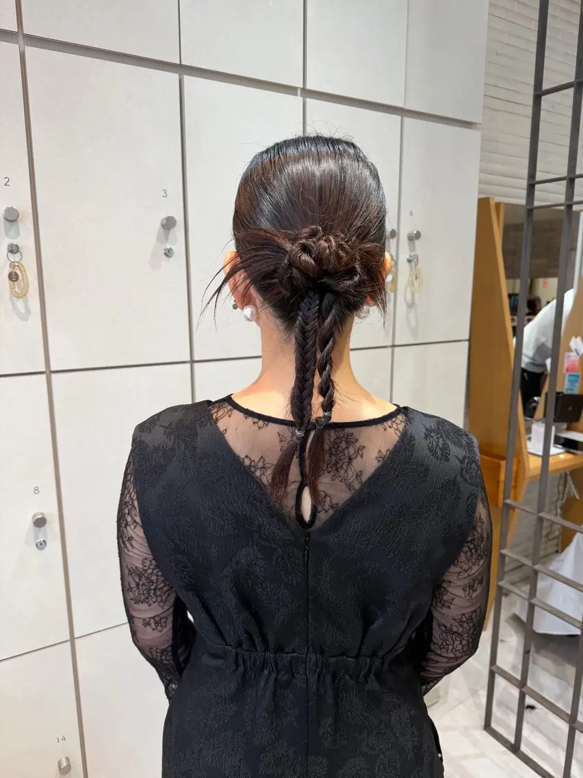 ヘアアレンジ 結婚式・ブライダル 吉川沙知 /ナチュラルカラーのヘアスタイル