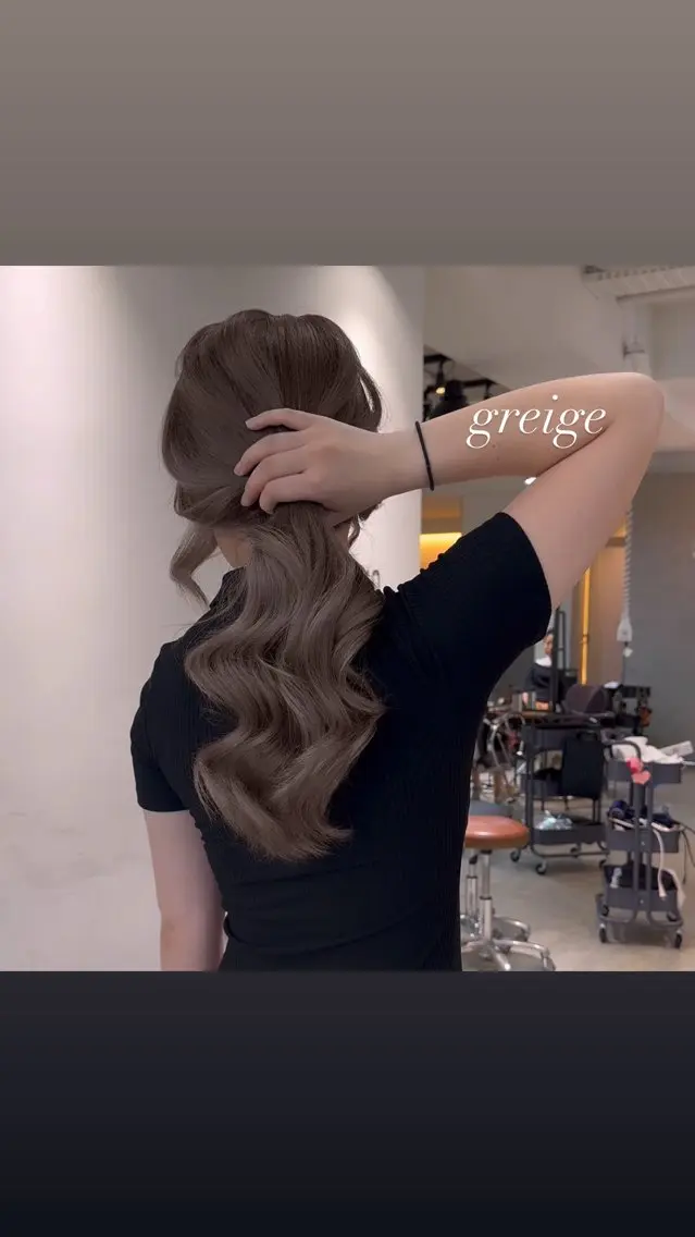ロング カラー カット ヘアカラー トリートメント ヘアセット 💜ハイトーン💛 マジカルかいちゃんのヘアスタイル