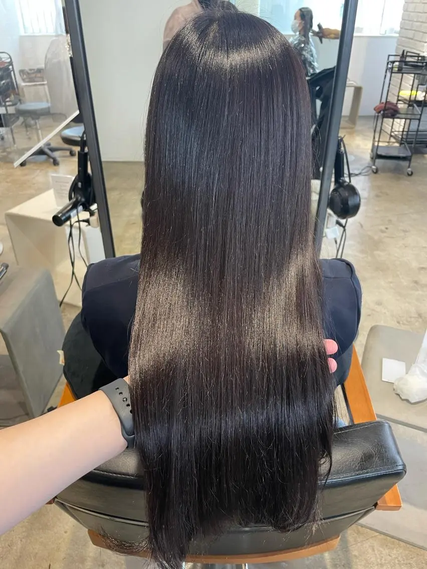 【🌟艶髪にメンテナンス🌟】カット+酸性ストレート+トリートメントの写真