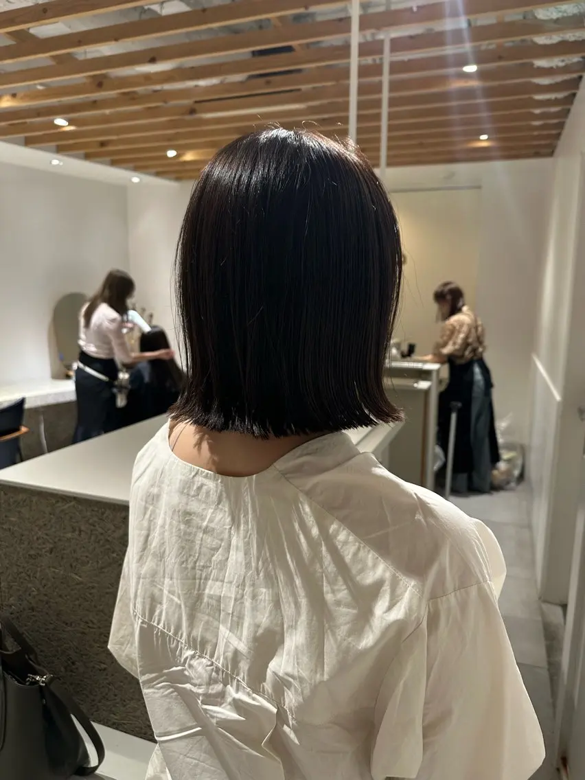 ショート カラー ボブ 外ハネヘア カット ヘアカラー トリートメント 和田 あおいのヘアスタイル