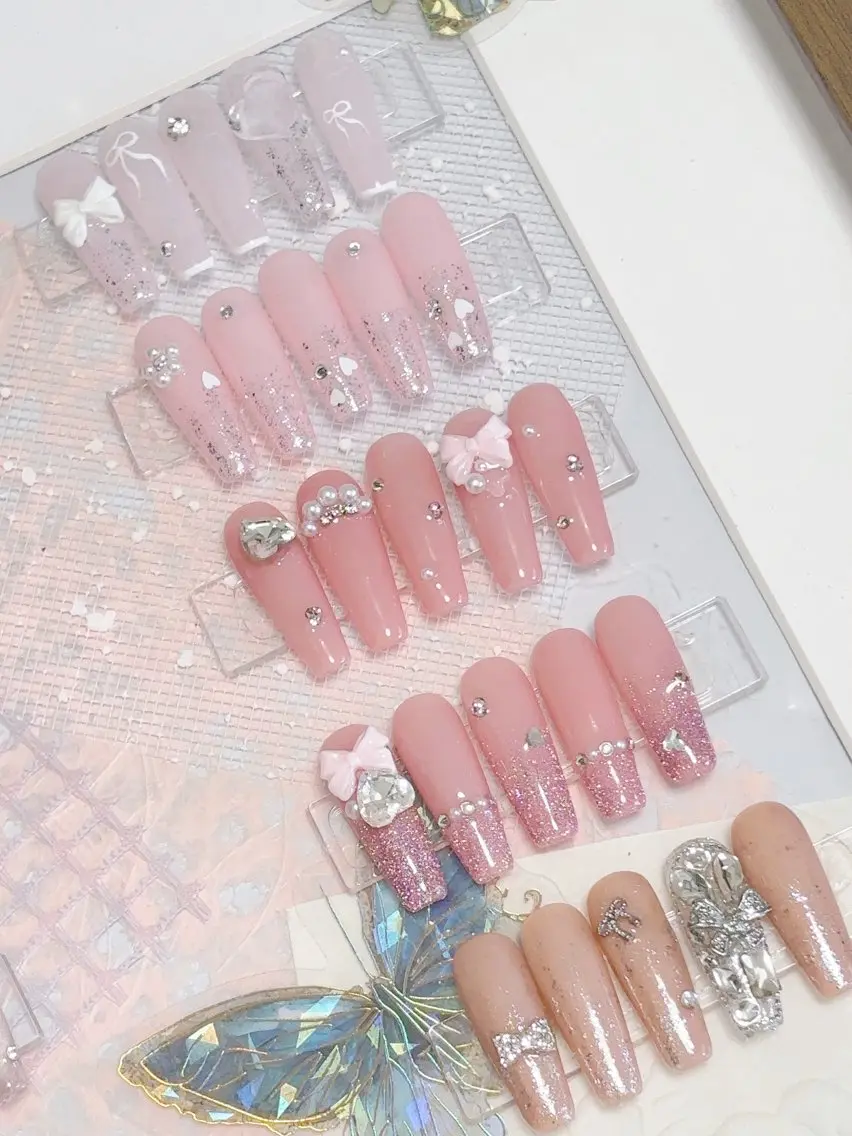 ネイル 里奈 Nailのマツエク・マツパデザイン