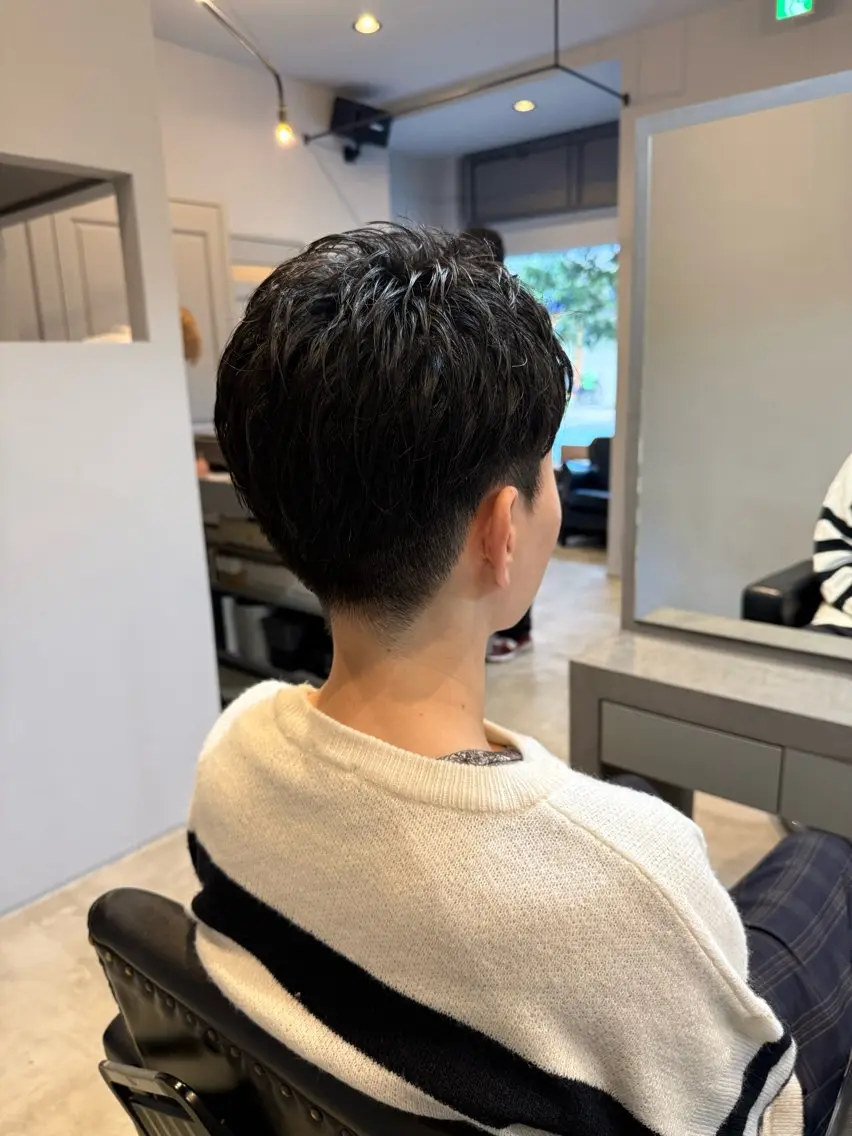 ショート メンズ Babylone 飯尾 香音のヘアスタイル