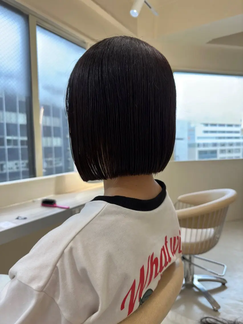 ミディアム カラー カット ヘアカラー トリートメント 縮毛矯正ボブ&顔まわ レイヤー♡TOMOEのヘアスタイル