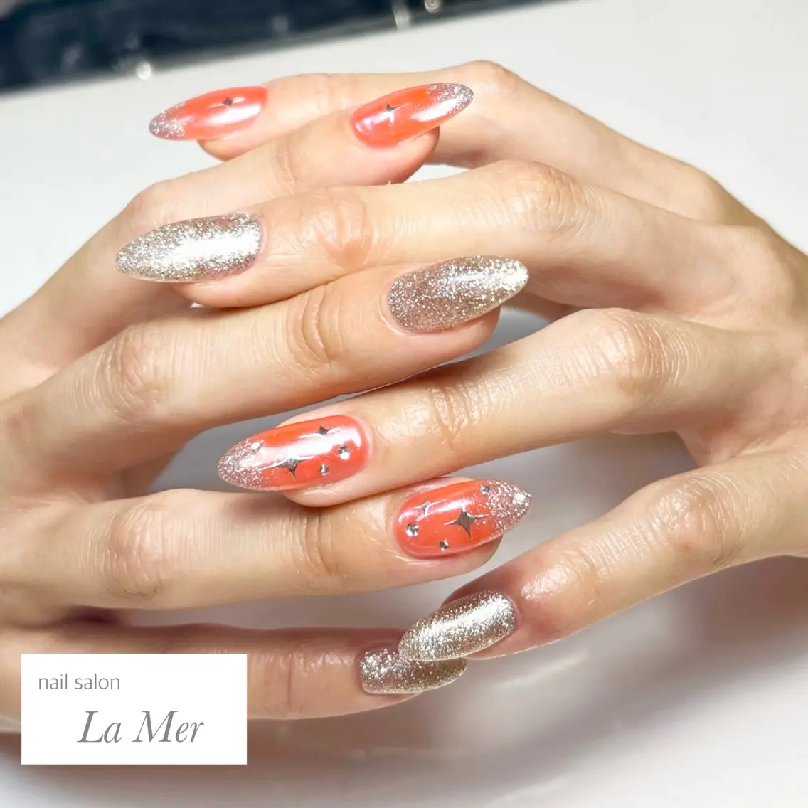 ネイル フラッシュネイル グラデーション キラキラネイル ラメ(グリッター) ラメグラデーション ハンドネイル nailsalon La Merのネイルデザイン