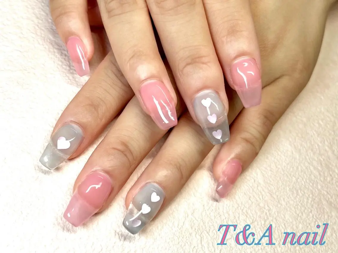 セミロング ネイル 長さ出し ジェルネイル ハート ニュアンスネイル スカルプネイル T&A nailのネイルデザイン