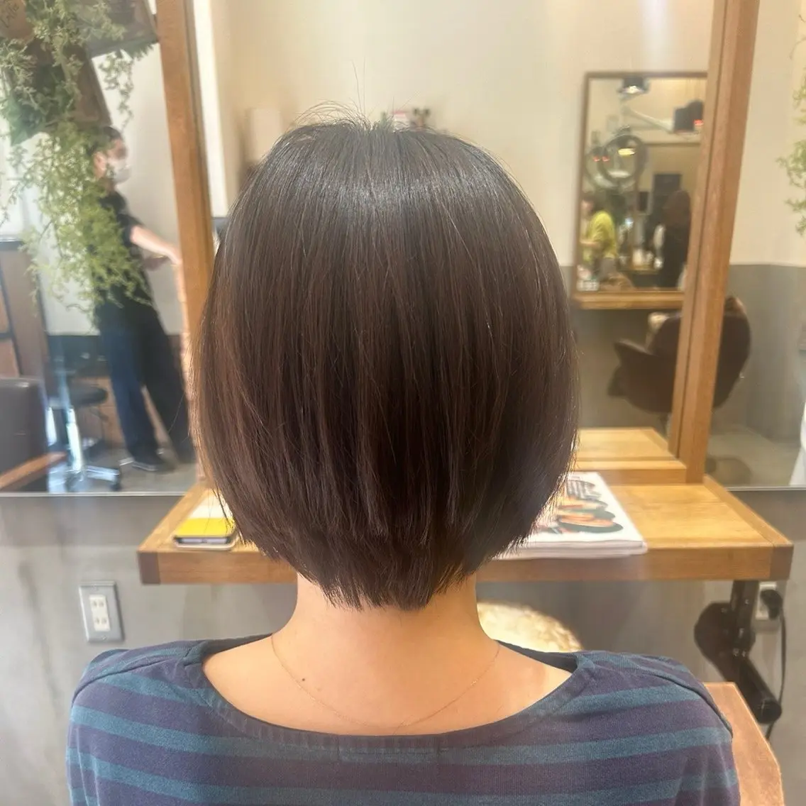 ショート カット ヘッドスパ 若狭 彩花のヘアスタイル