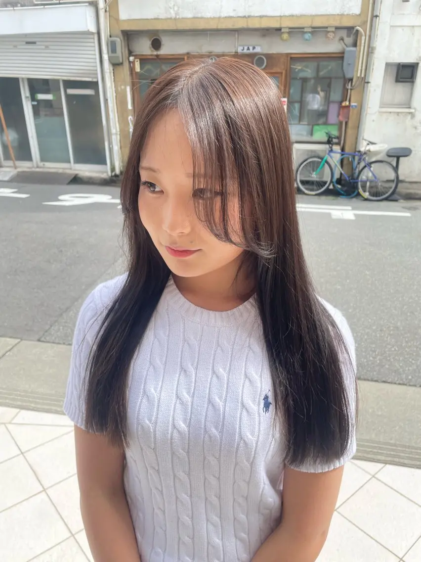 ロング SLASHスラッシュ 小川花鈴のヘアスタイル