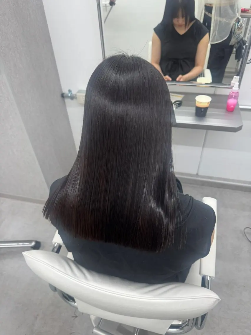 ミディアム カラー カット ヘアカラー トリートメント 🕯コバ/レイヤー/ 複雑履歴美髪縮毛🕯のヘアスタイル
