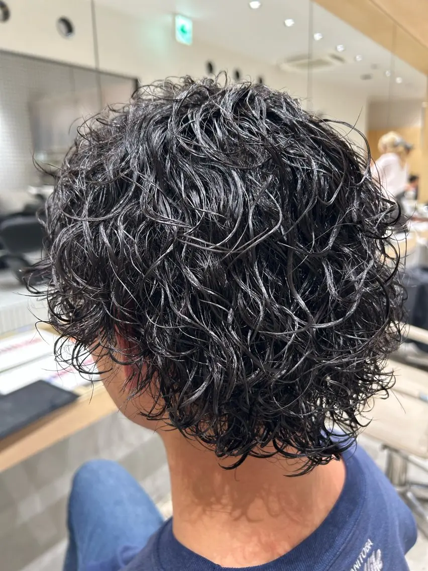 パーマ メンズ フェードカット メンズパーマ カット パーマ 🐲ツイスパ🐲 フェード/龍のヘアスタイル