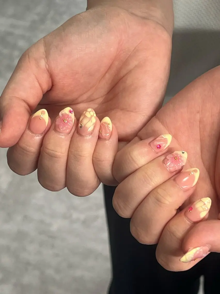 ネイル 持ち込み ハンドネイル NailByua 武蔵新城徒歩4分のネイルデザイン