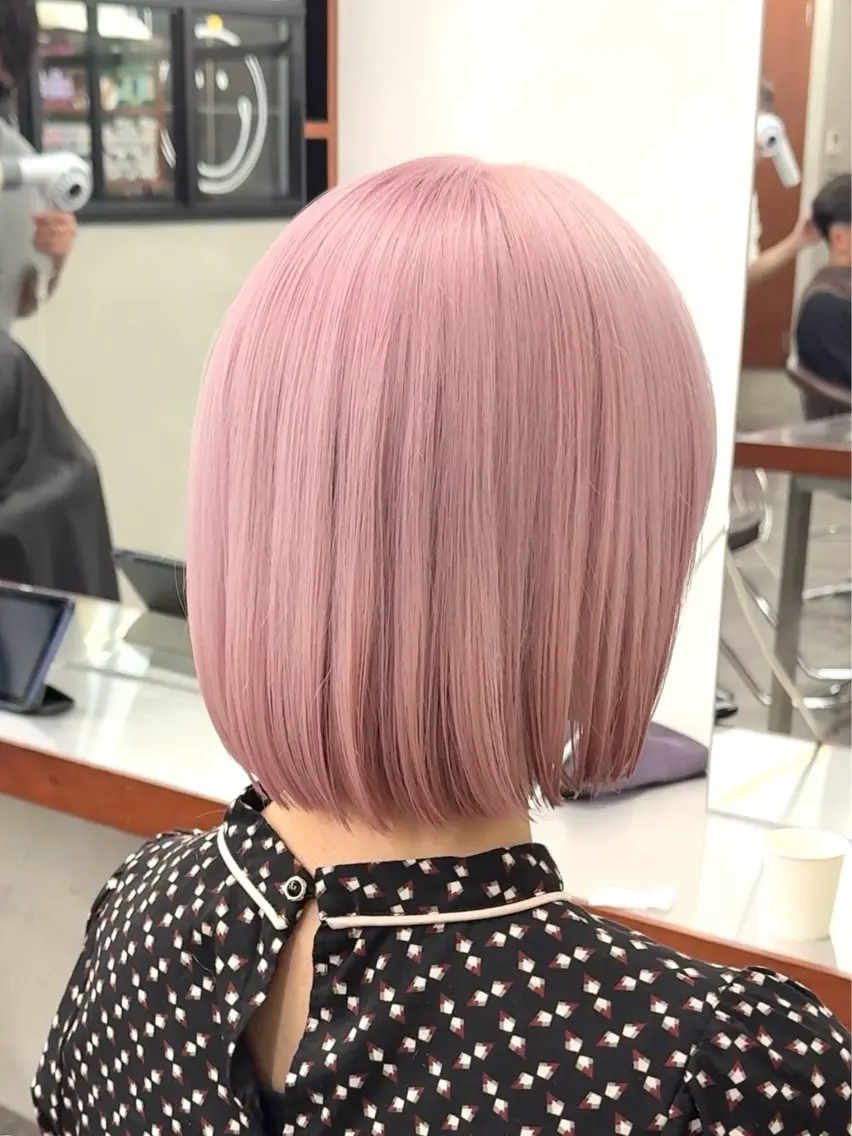 ショート カラー アッシュ ベージュカラー ブリーチ ケアブリーチ ダブルカラー ヘアカラー トリートメント 透明感カラー 💋🩷りなのヘアスタイル