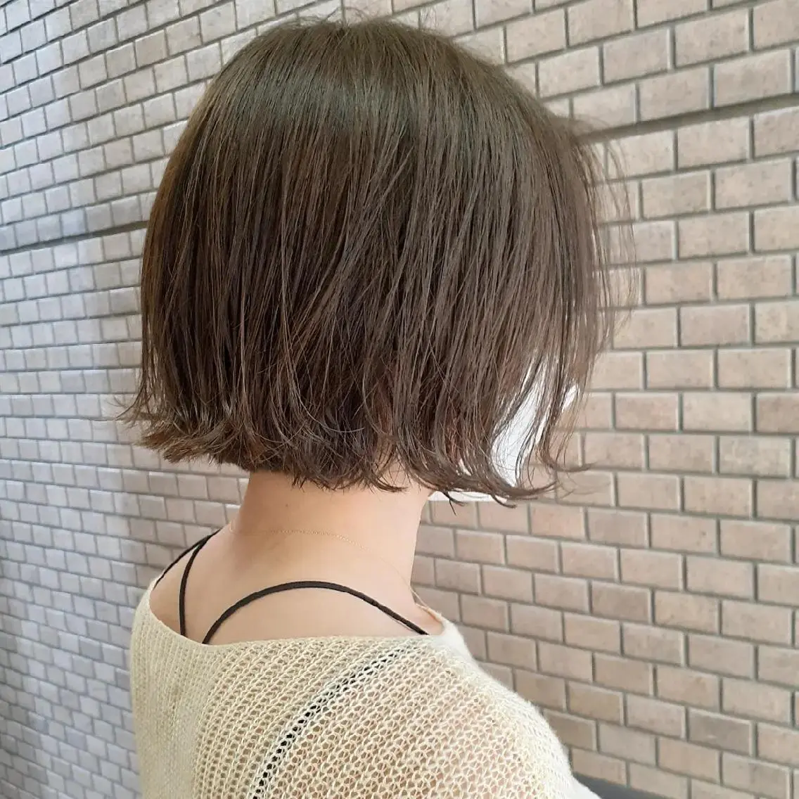 ショート カラー ショートボブ グレージュ オリーブグレージュ オリーブグレー ボブ 🔳髪質改善🔳 岡本陽のヘアスタイル