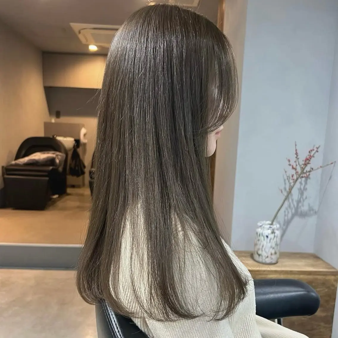 ロング カラー ベージュカラー オリーブベージュ カット ヘアカラー トリートメント akane/ボブ /ブラウンベージュのヘアスタイル