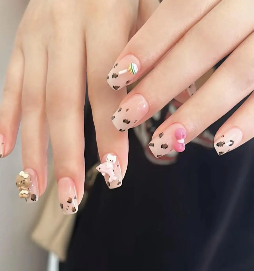 ネイル ハンドネイル ハンドケア 🍑 momo_nailのネイルデザイン