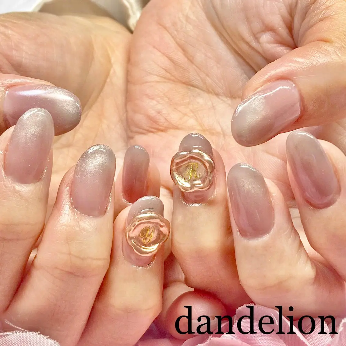 ネイル ハンドネイル ハンドケア dandelion ダンデライオンのネイルデザイン
