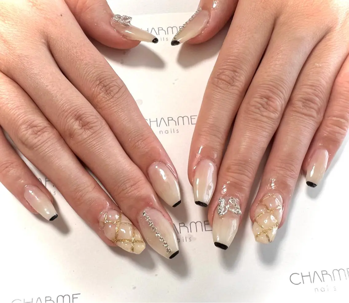 ネイル ハンドネイル CHARME 🤎〔RINA〕のネイルデザイン