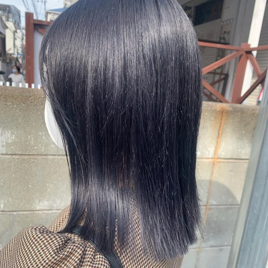 ミディアム カラー ブリーチ ブルーカラー ネイビーカラー カット ヘアカラー トリートメント hubhair レイヤー/透明感のヘアスタイル