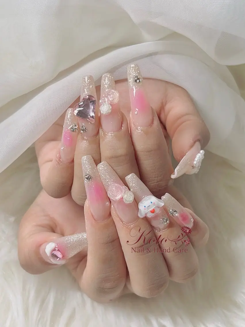 ネイル 長さ出し ジェルネイル 持ち込み ニュアンスネイル 赤色 ハンドネイル Nail Salon KOTOのネイルデザイン