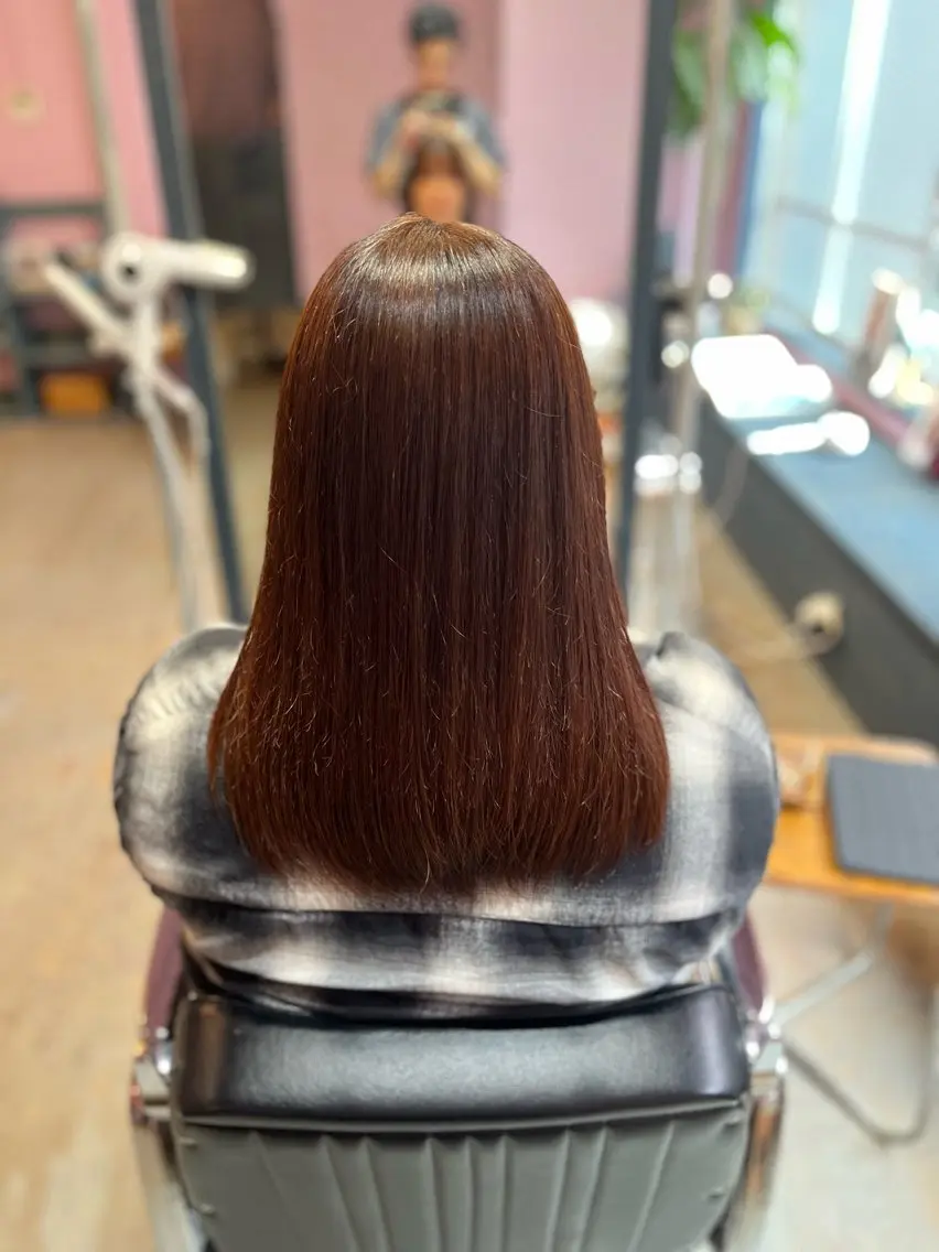セミロング カラー ブラウンカラー オレンジ オレンジブラウン ヘアカラー 藤野 海翔のヘアスタイル