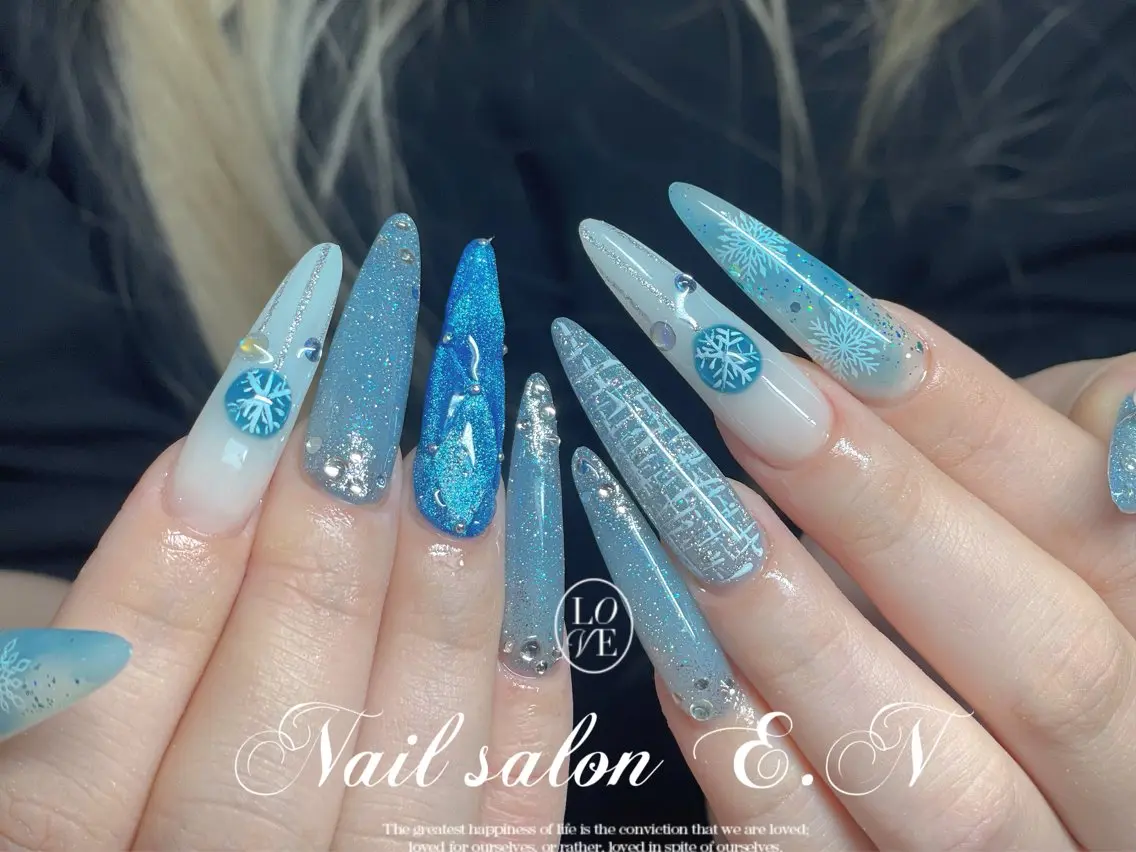 ネイル E.N🦋 長さ出し/持ち込みのネイルデザイン