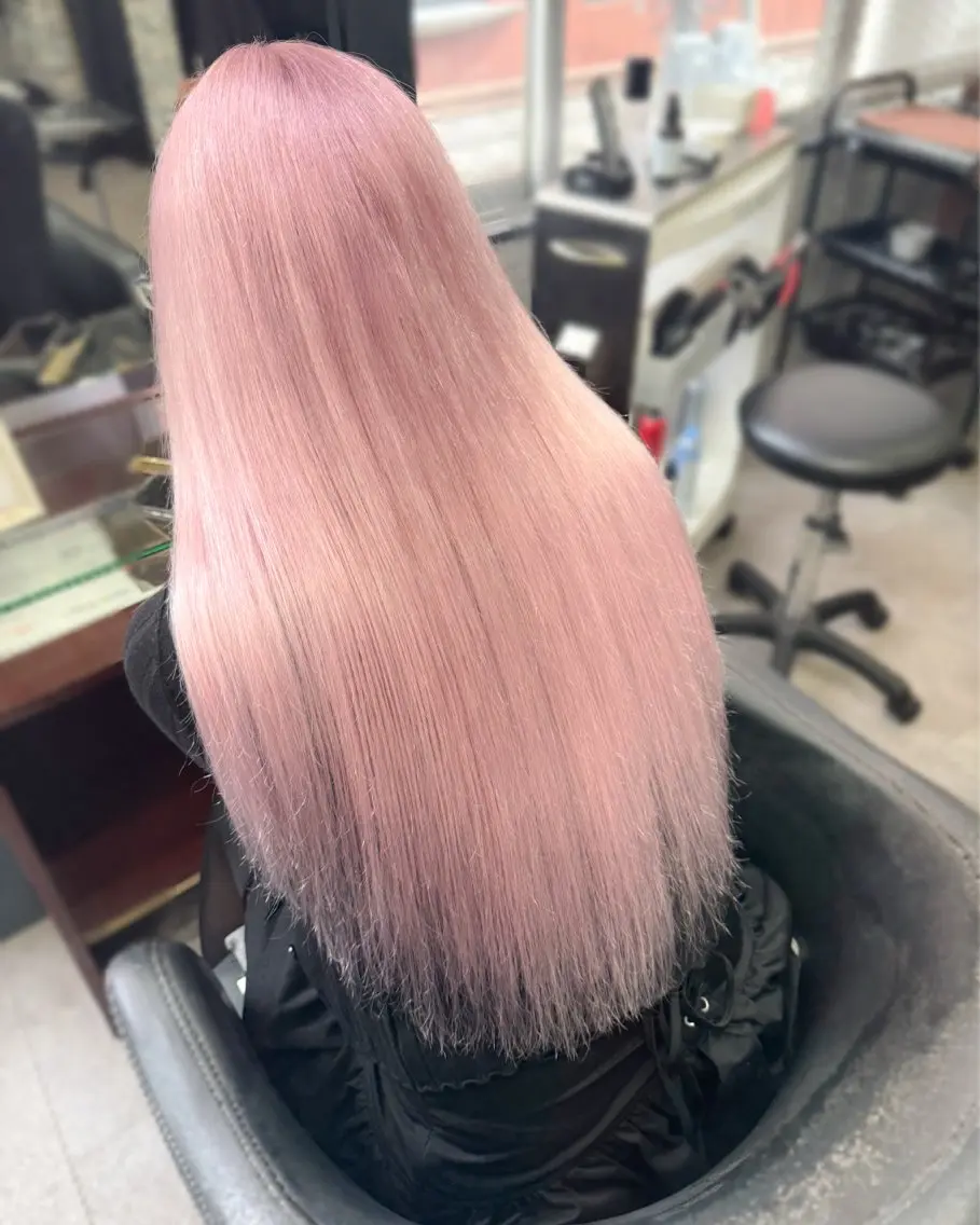 ロング カラー カット ヘアカラー トリートメント エクステ ハイトーンエクステ 🎩カズキ🎩のヘアスタイル