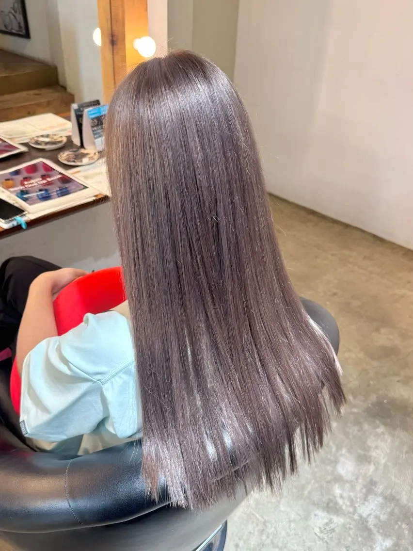 ロング カラー ヘアカラー BEHIND THE CURTAIN りこのヘアスタイル