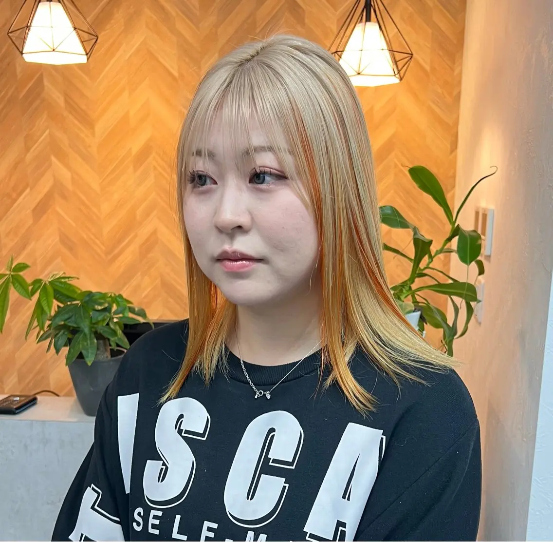 ミディアム カラー ブロンド オレンジ ハイトーンカラー✨ 永井大貴のヘアスタイル