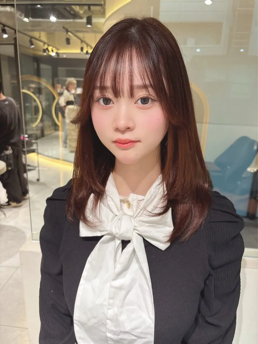 セミロング カット 縮毛矯正 トリートメント 福岡縮毛矯正✨️ ストレート 向井和輝のヘアスタイル