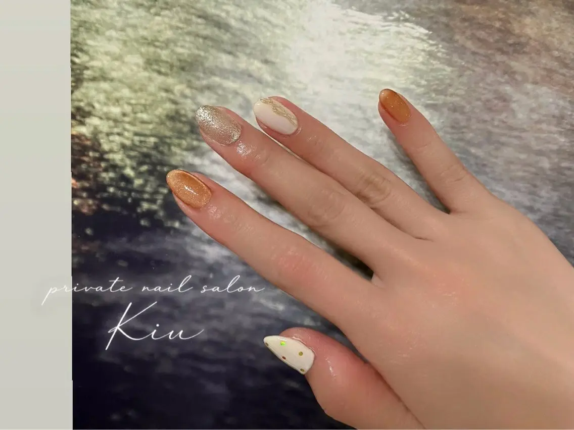 ネイル ジェルネイル ミラーネイル ニュアンスネイル オフィスネイル ショートネイル kiu nailsalonのネイルデザイン