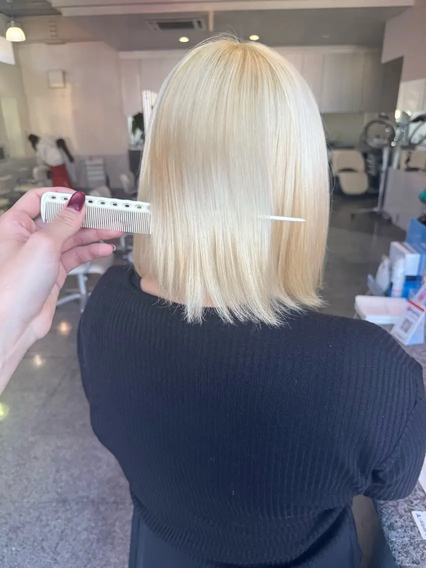 ミディアム カラー 抜きっぱなしブロンド ブロンド 🫧ヒシダアキ taboo.i🫧のヘアスタイル