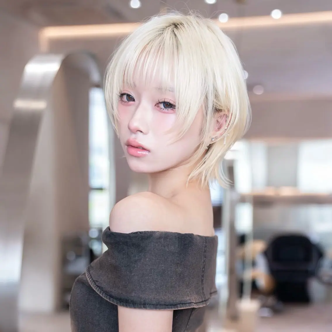 ショート ボブレイヤー ボブ 顔まわりレイヤー 顔周りカット ハッシュカット カット ヘアカラー トリートメント 原宿/韓国/髪質改善 /レイヤー/ボブのヘアスタイル