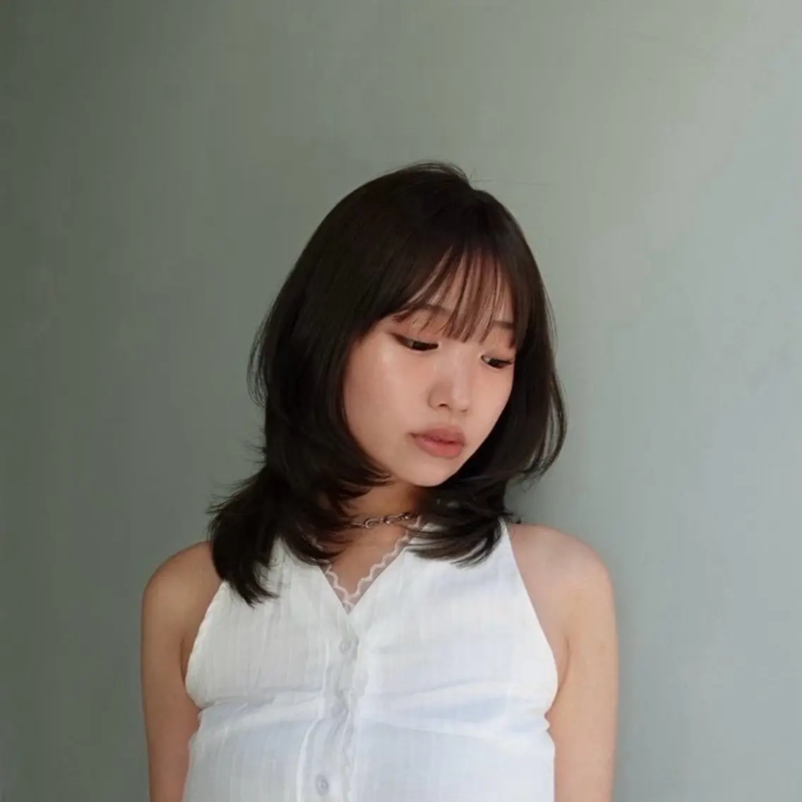 ミディアム カラー カット ヘアカラー トリートメント 縮毛矯正／レイヤー／ 髪質改善／海月のヘアスタイル