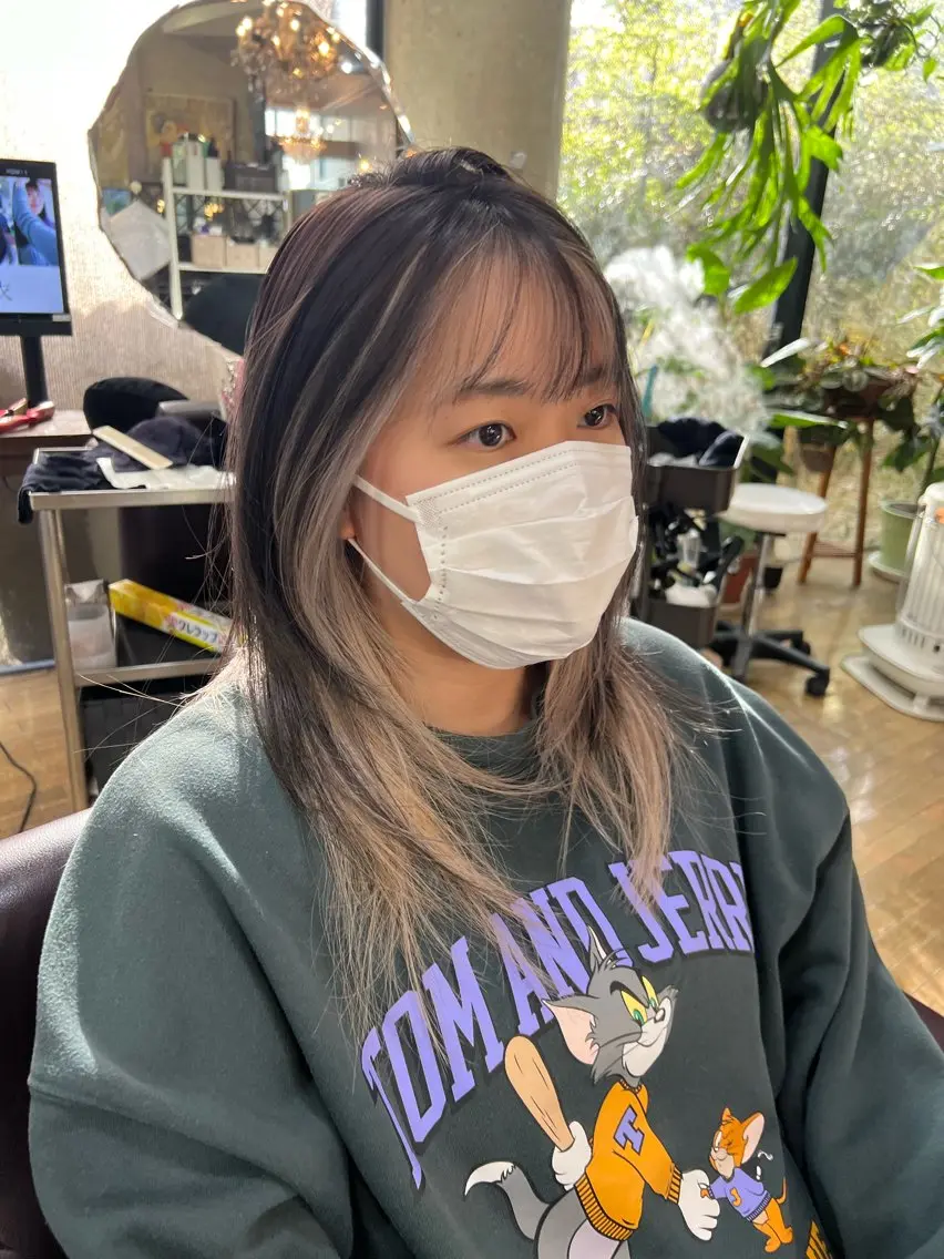 セミロング カラー 只野 真衣のヘアスタイル