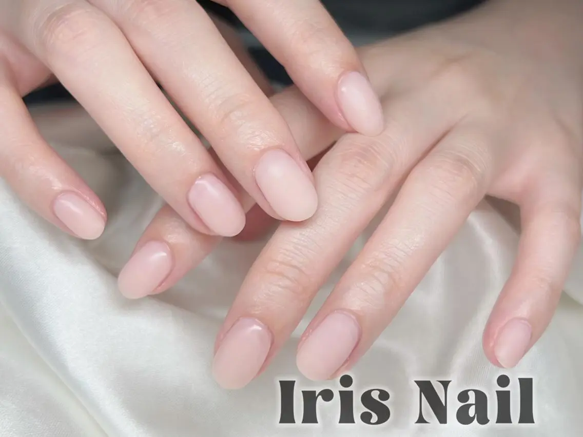 ネイル マットネイル ハンドネイル ハンドケア 🍒IRIS Nail🌸のネイルデザイン