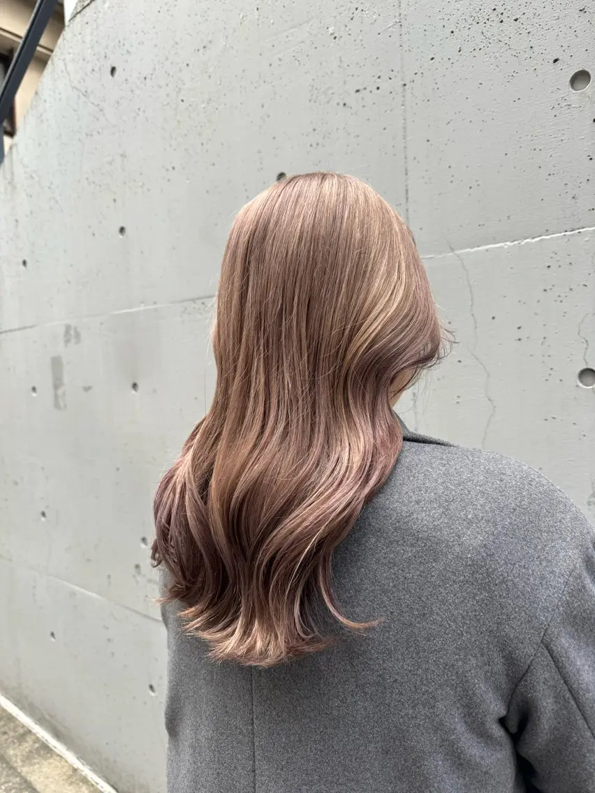 カラー 🧸艶髪ハイトーン 🍪chan🍯のヘアスタイル