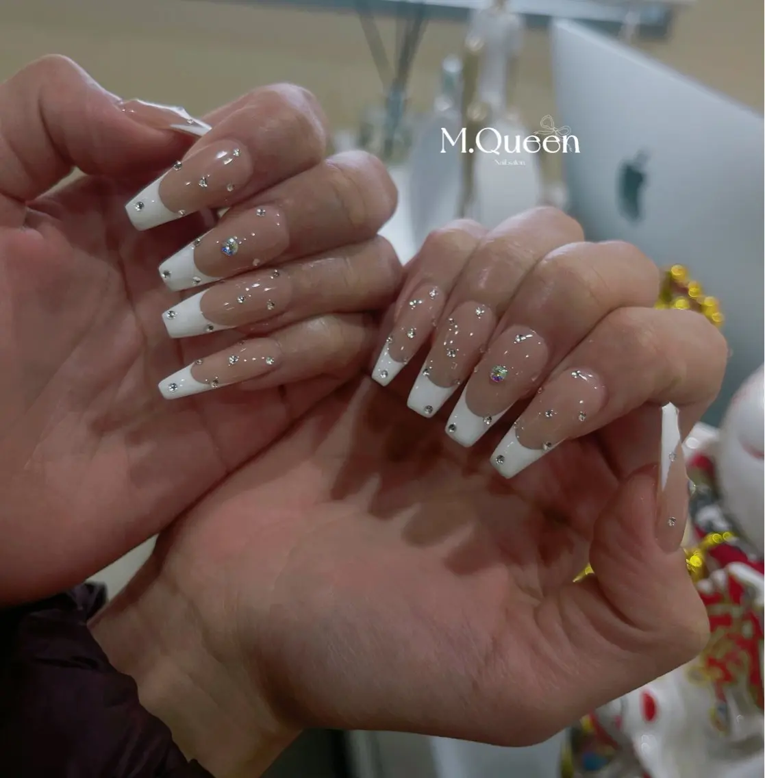 ネイル MQueen ネイルサロンマルのネイルデザイン