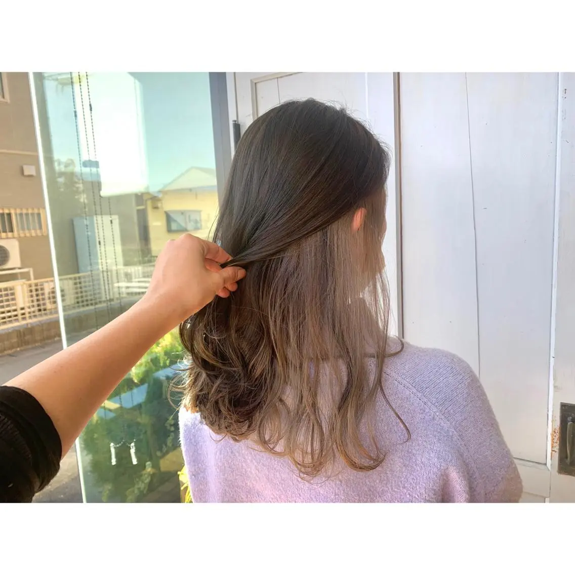 ロング カラー ベージュカラー ヘアカラー トリートメント ツキダテ ユイのヘアスタイル