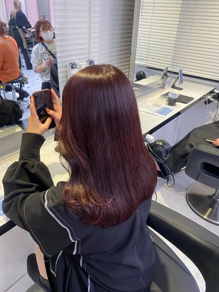 ロング カラー カット ヘアカラー トリートメント ヘアセット ♥️韓国風透明感 暖色misa♥️のヘアスタイル