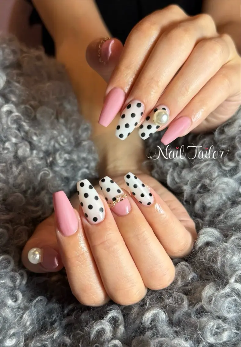 ネイル ドット マットネイル ピンク ハンドネイル NailTailor ネイルテイラーのネイルデザイン