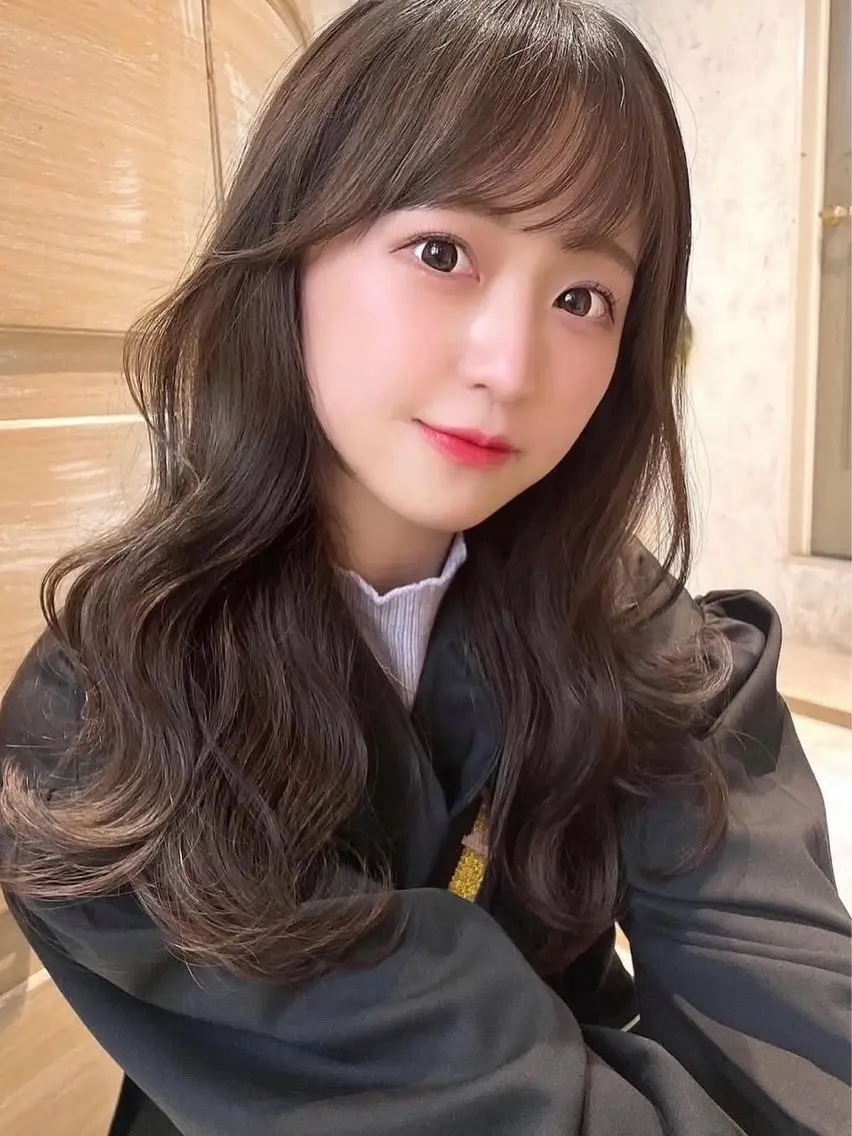 ロング カラー ブリーチ ケアブリーチ ダブルカラー ボブ 顔周りカット カット ヘアカラー 尾関 隼多のヘアスタイル