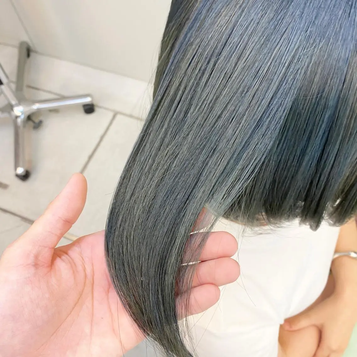 ミディアム カラー ブルーカラー 透明感カラー ボブ 髪質改善 トリートメント カット ヘアカラー トリートメント 艶髪と透明感を ‼️/若林のヘアスタイル