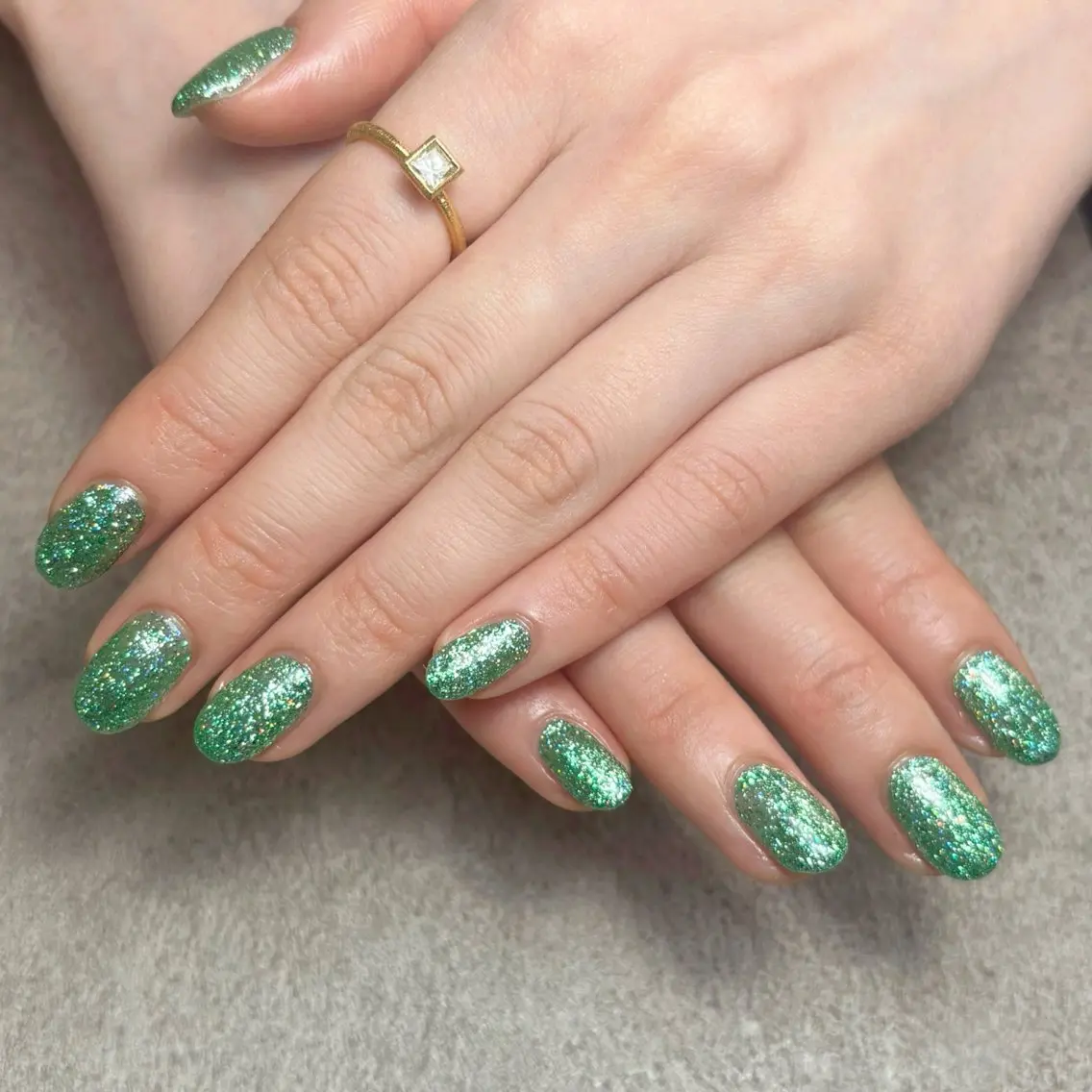 ネイル ハンドネイル nailroom DIASOMNIAのネイルデザイン