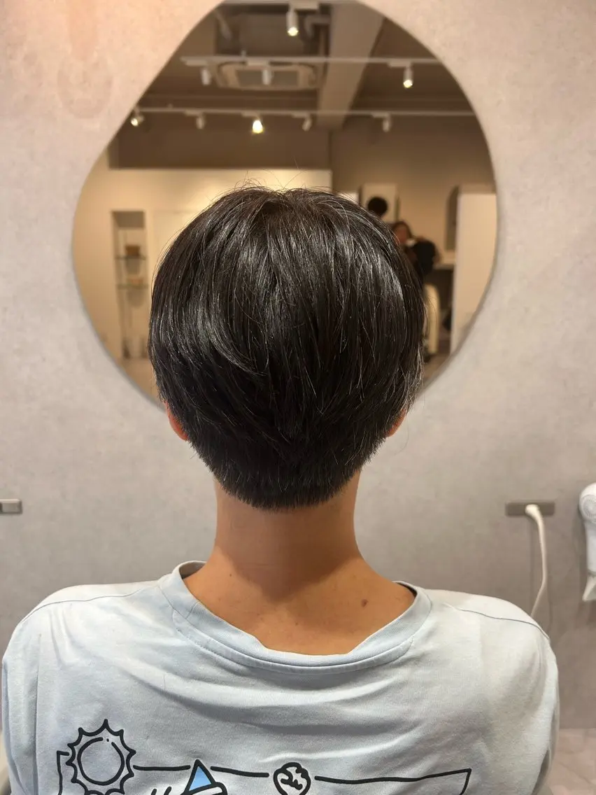 ショート ✂ショートボブ専門 津川里緒✨️のヘアスタイル