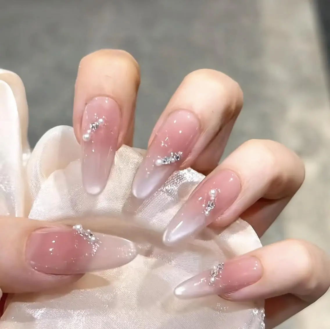 ネイル ハンドネイル 🎀 NaNa_nailのネイルデザイン