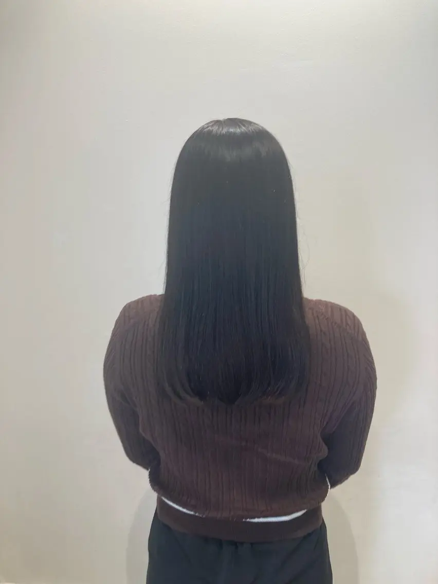 ロング カット ヘアカラー 折本 沙織のヘアスタイル