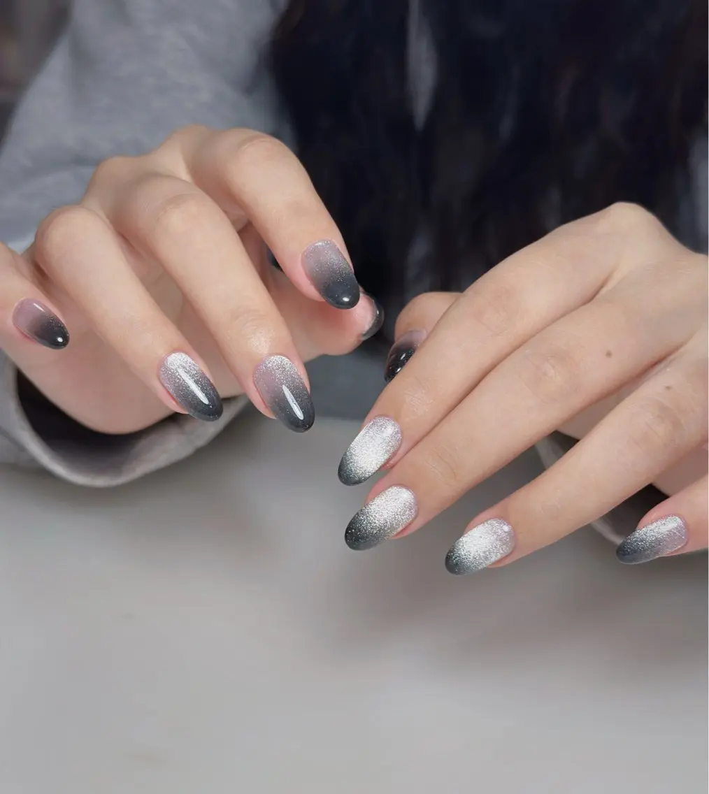 ネイル オーロラネイル 長さ出し フットネイル 韓国ネイル ラメ(グリッター) 👍thumbs up nail👍のネイルデザイン