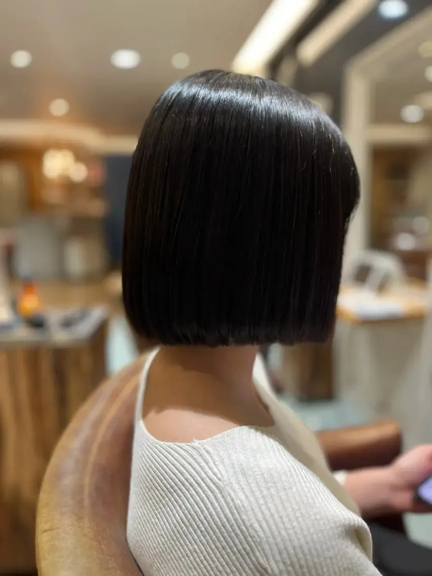 ミディアム 菊地 真優のヘアスタイル