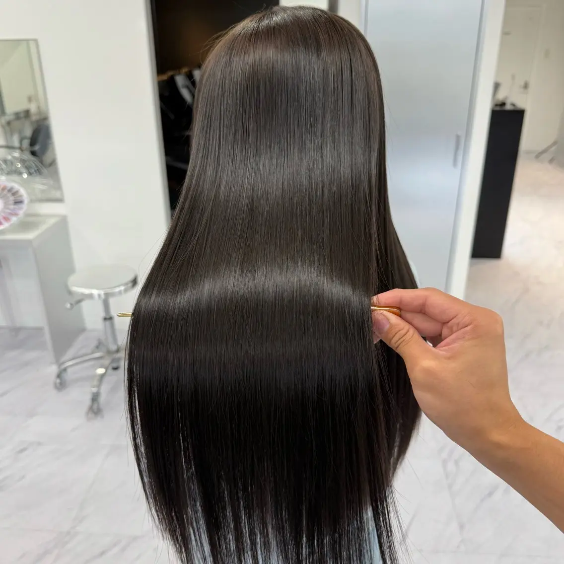 ロング ケアカラー 髪質改善 縮毛矯正 トリートメント 鍋田/ 渋谷/ 縮毛矯正／レイヤーのヘアスタイル