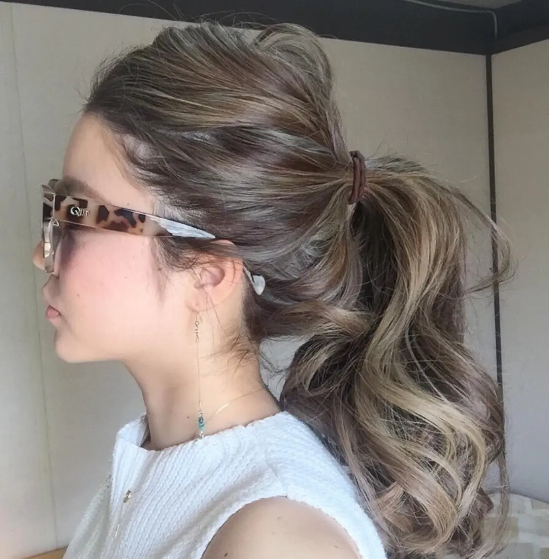 ロング カラー 外国人風カラー 【guild】眞島 縮毛矯正のヘアスタイル