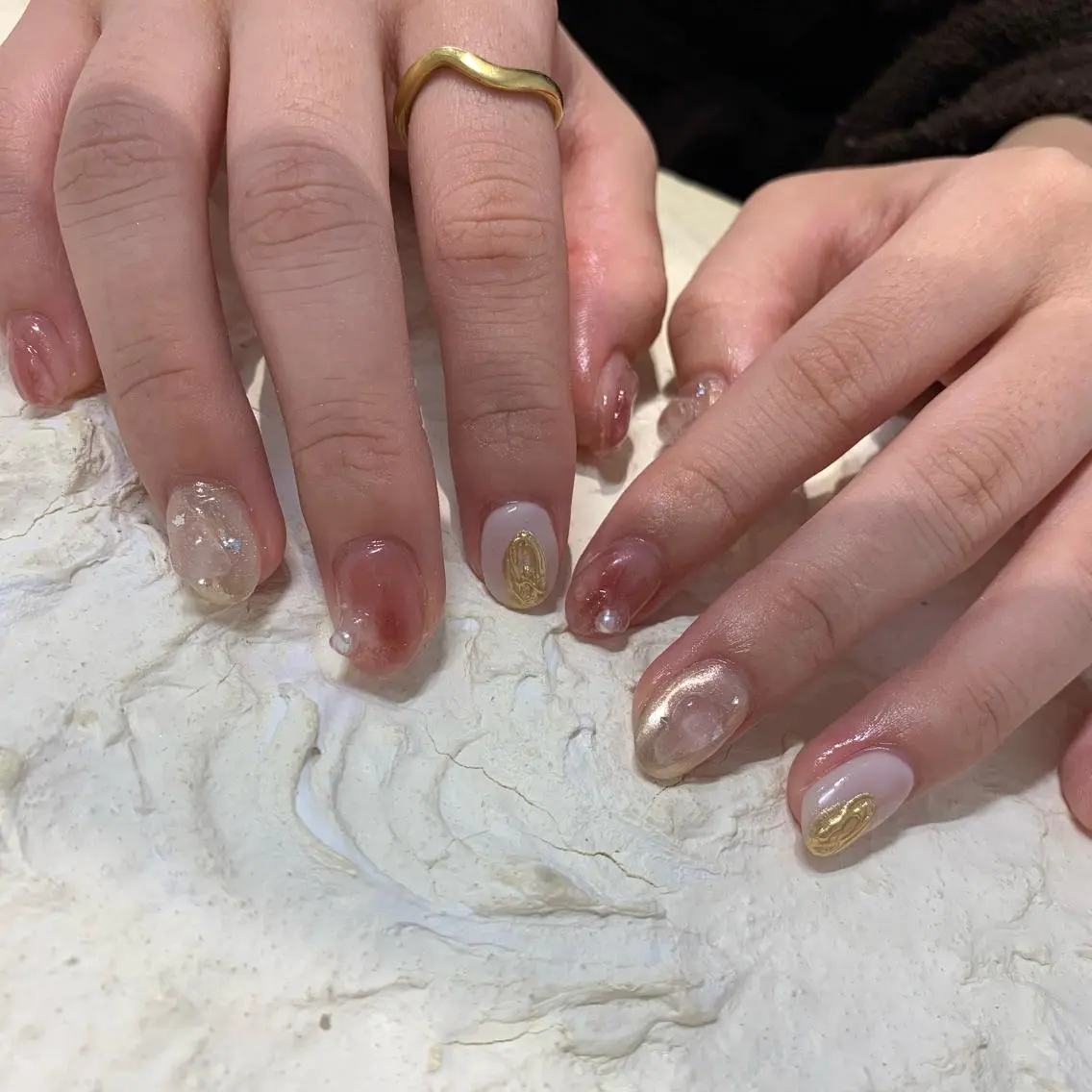 ネイル ニュアンスネイル マキノ ユイのネイルデザイン
